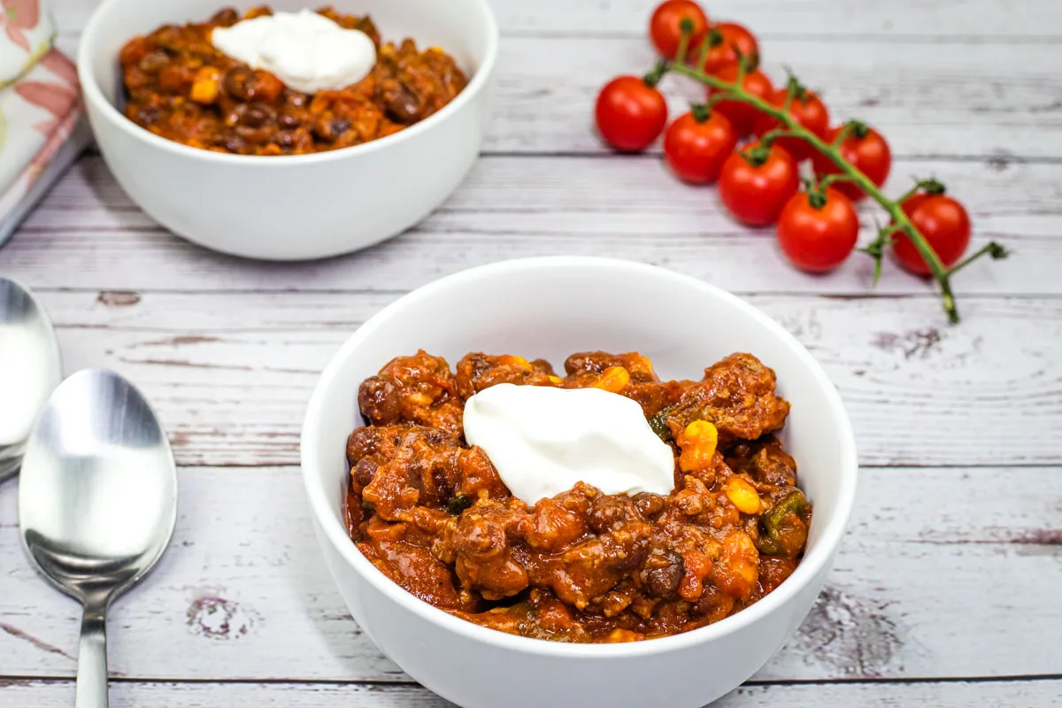 Easy Slow Cooker Southwestern Chili