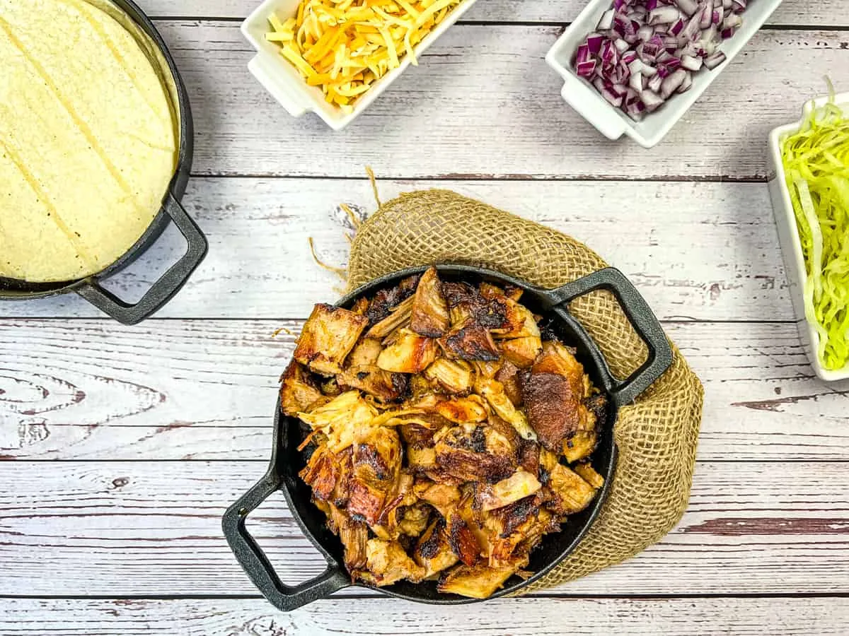 Dutch oven Carnitas