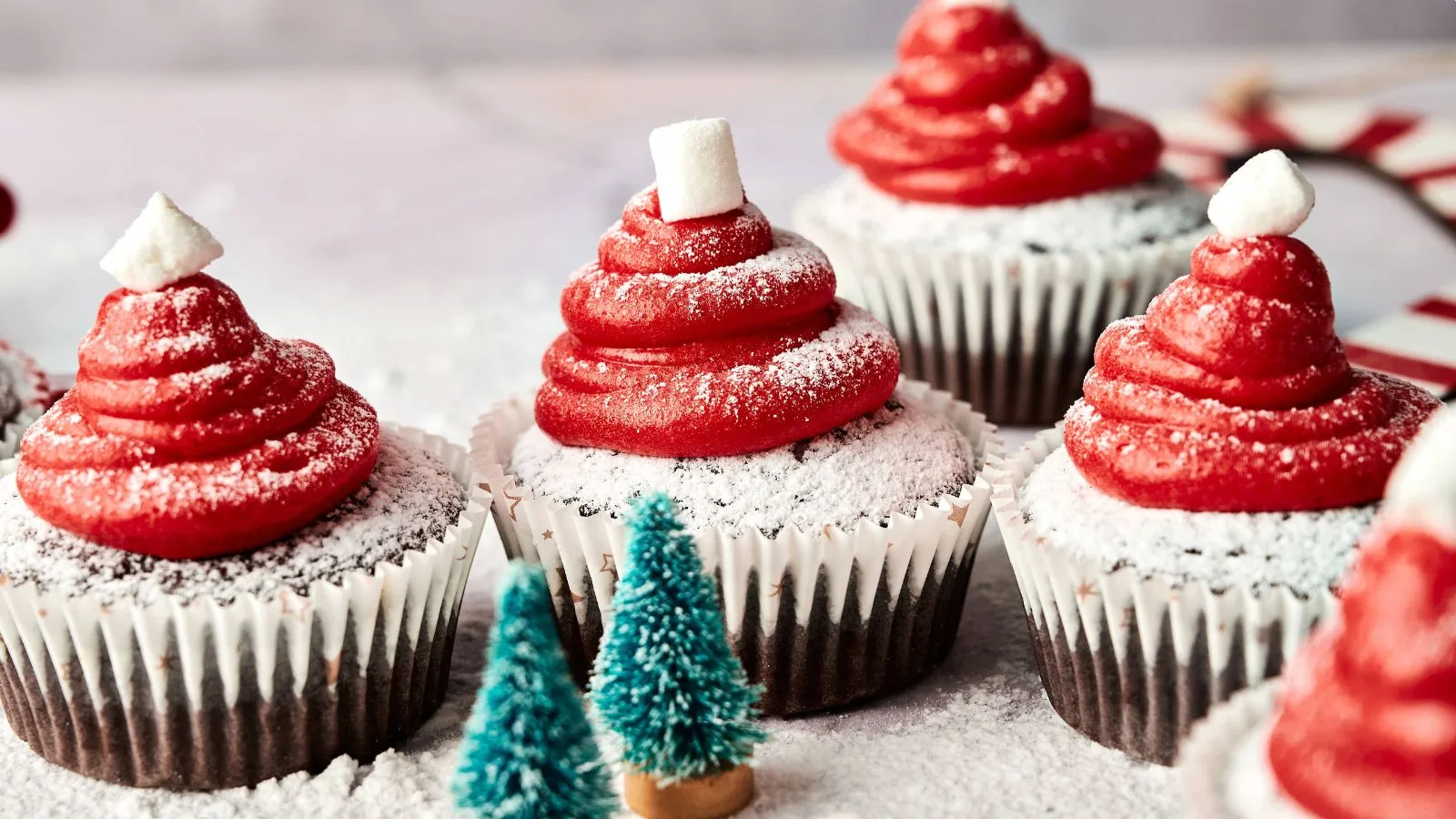 Santa Cupcakes
