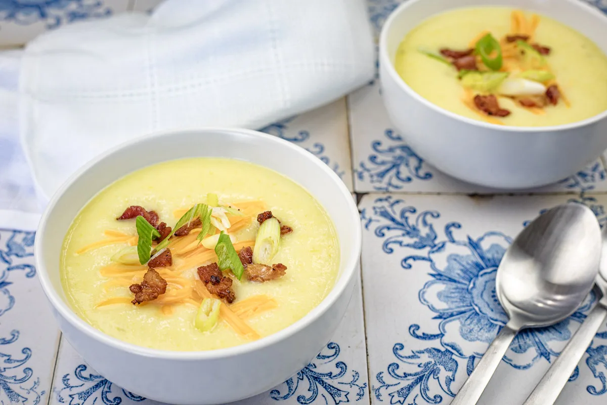 Copycat La Madeleine Country Potato Soup