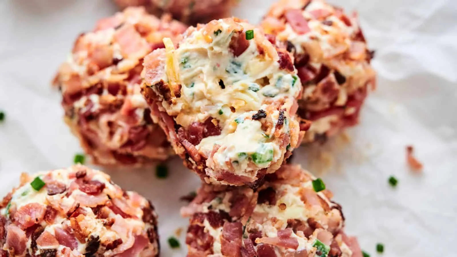 Bacon and Jalapeño Cheese Balls