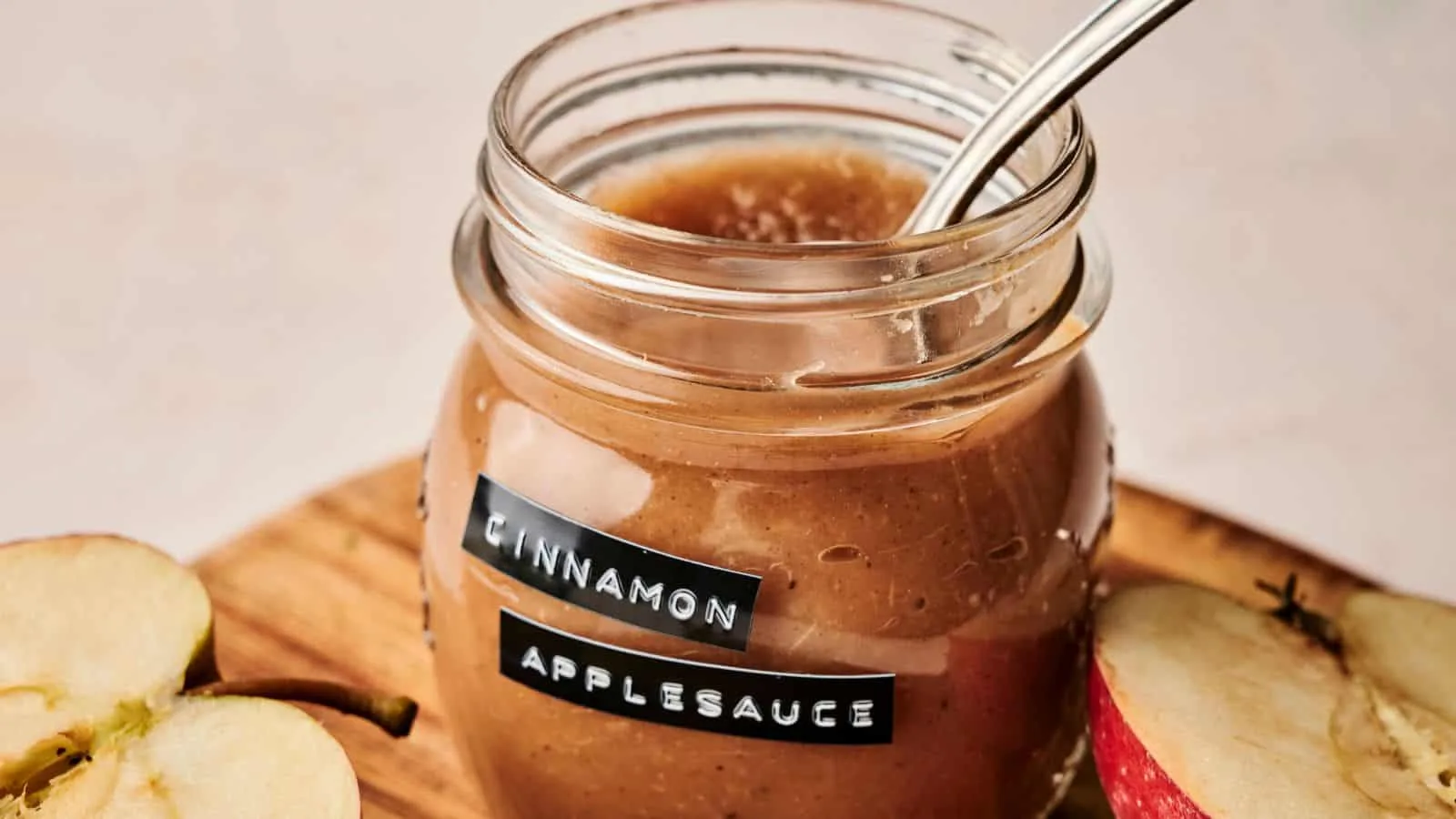 Smooth Cinnamon Applesauce