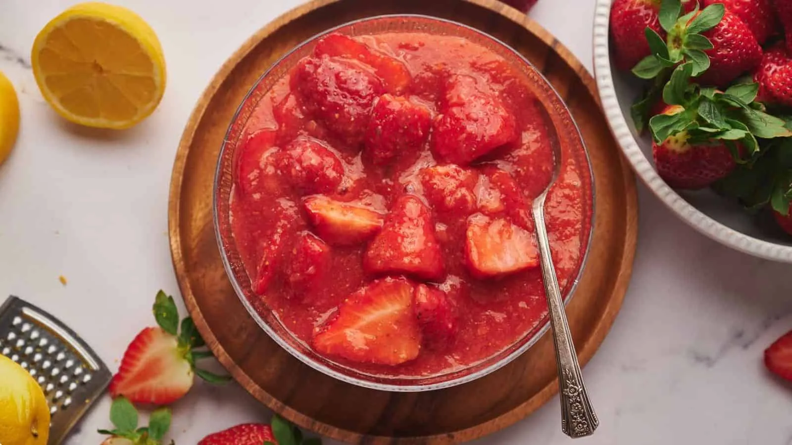 Fresh Strawberry Topping for Cheesecake