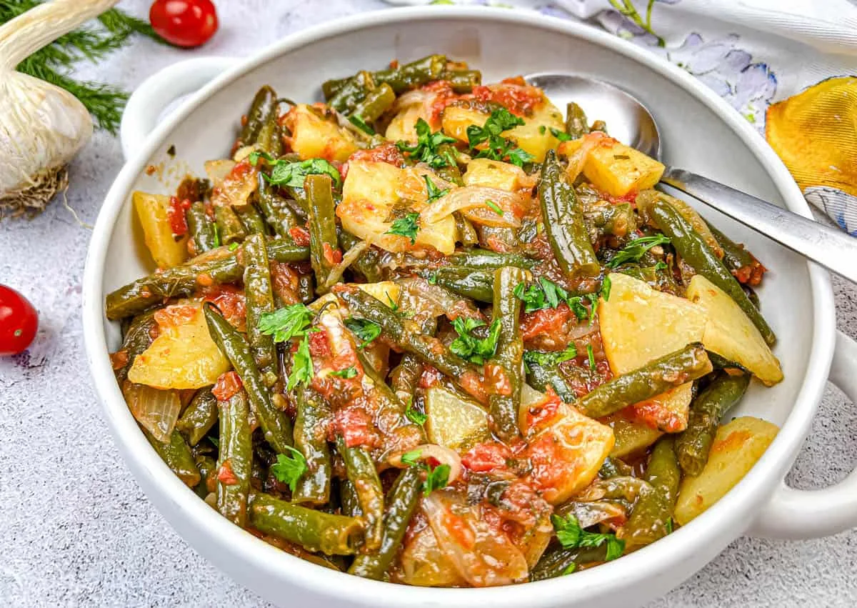 Fasolakia Lathera - (Greek Green Beans)
