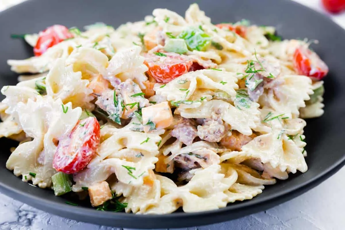Mom’s Bacon Pasta Salad