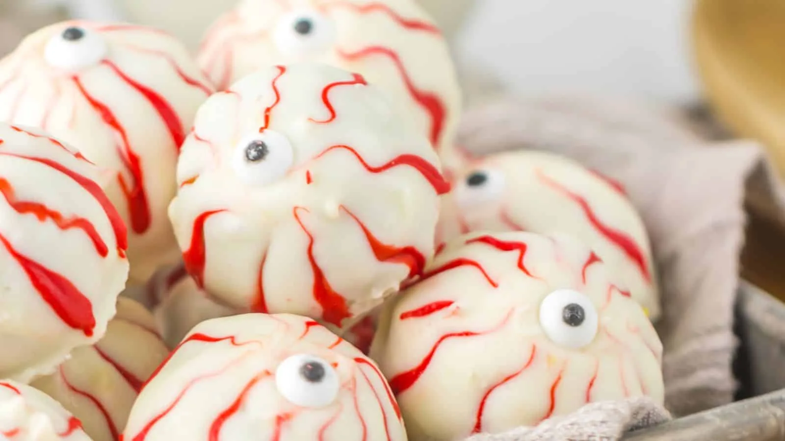 Spooky Eyeball Truffle