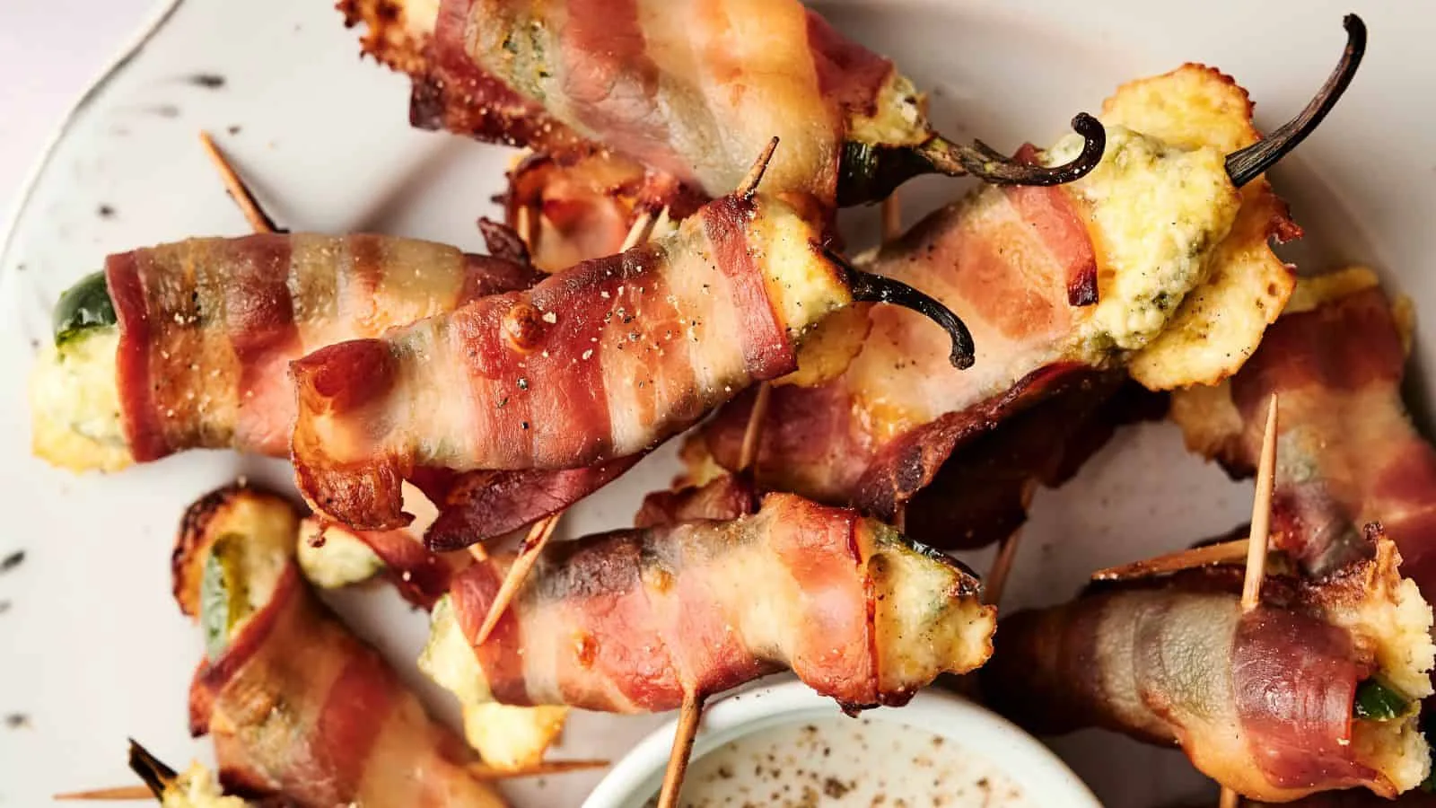 Bacon Wrapped Jalapeño Poppers