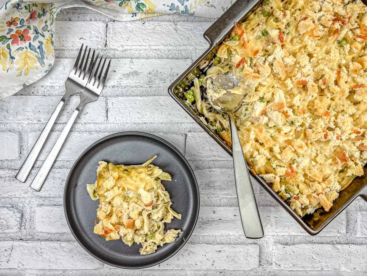 Classic Tuna Noodle Casserole