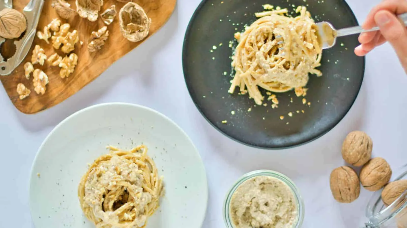 Italian Walnut Sauce Pasta