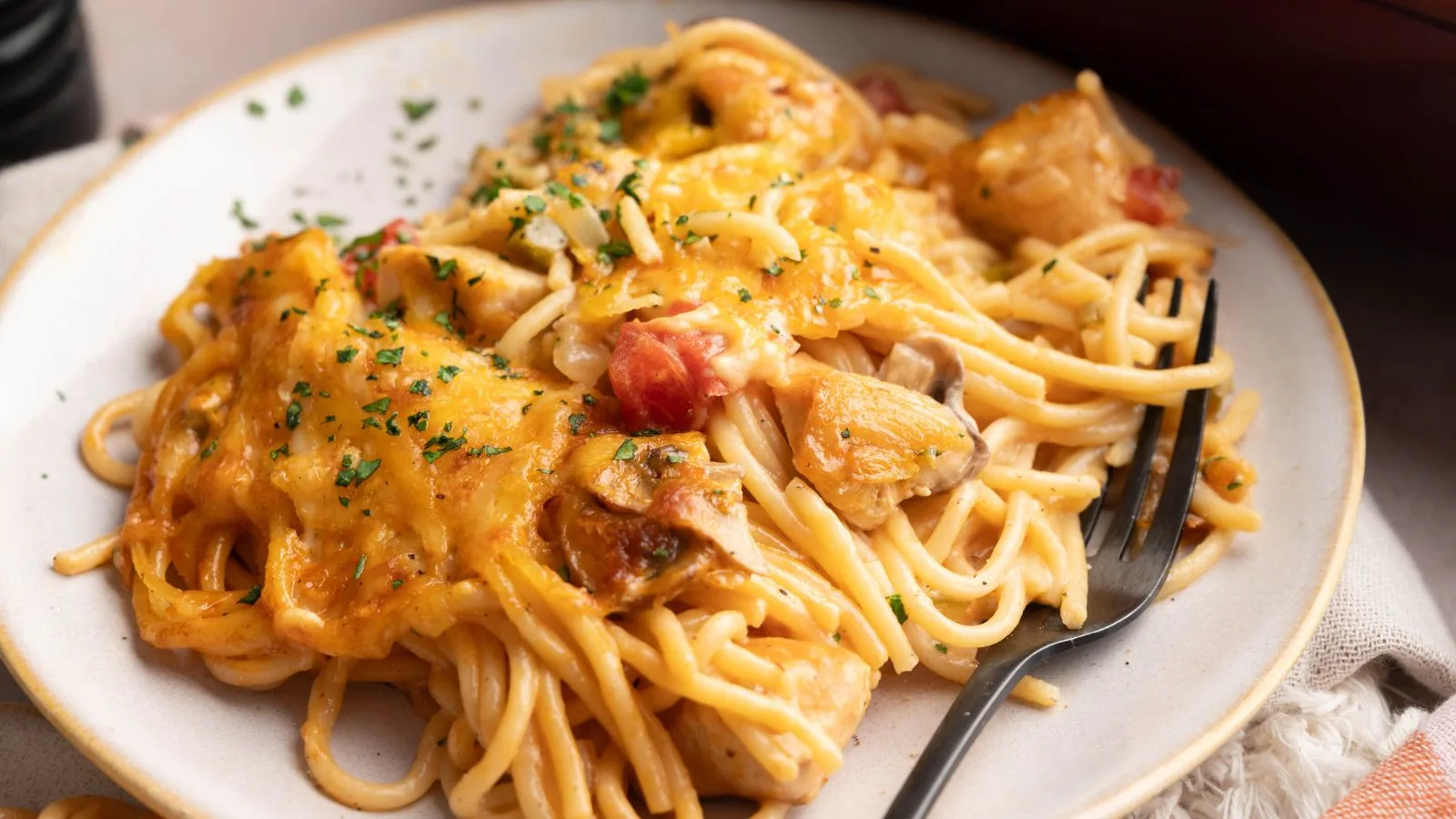 Cheesy Chicken Spaghetti Casserole