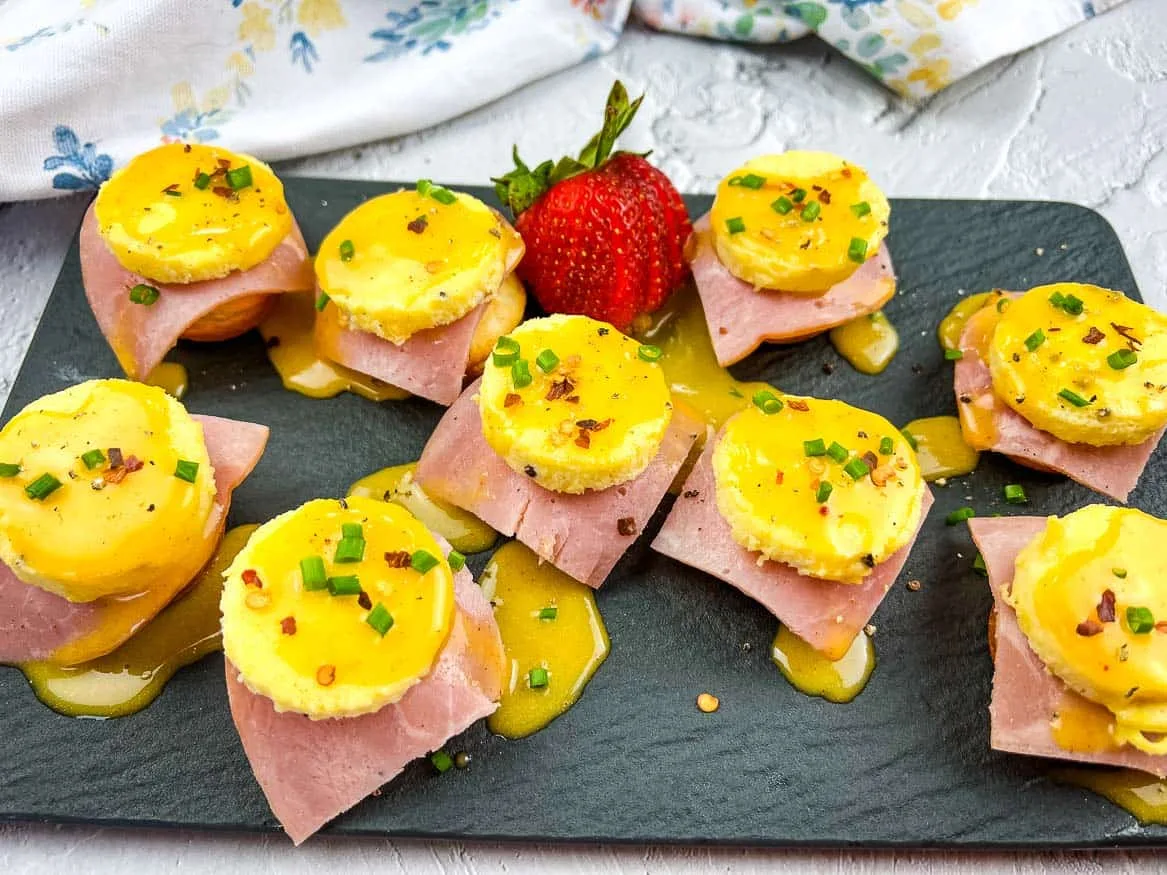 Eggs Benedict Bites