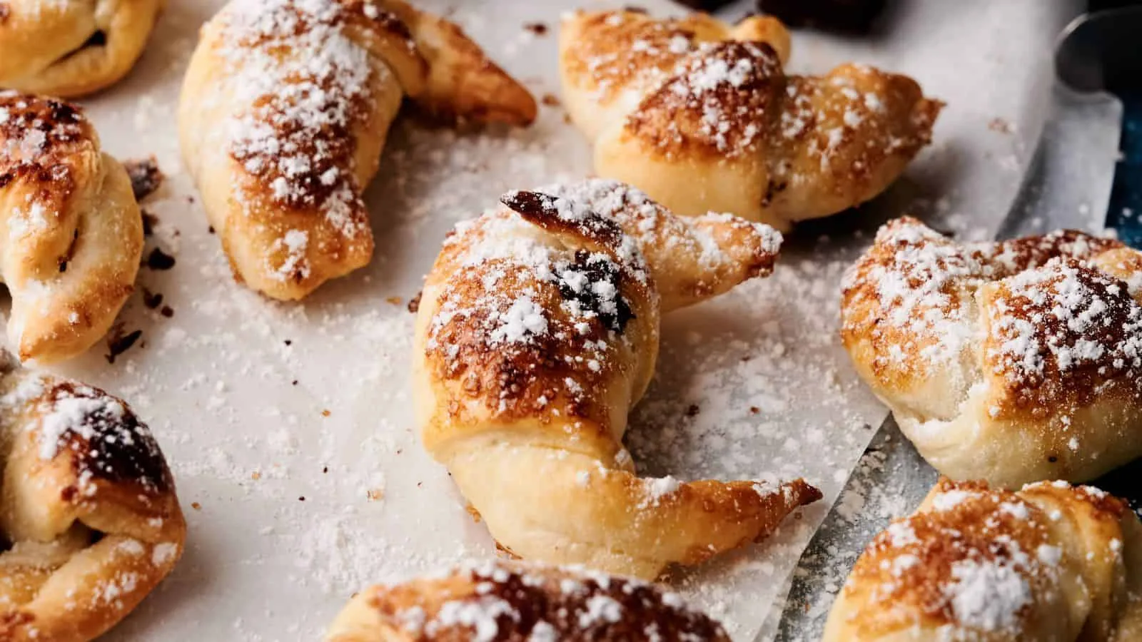 Air Fryer Chocolate Croissants