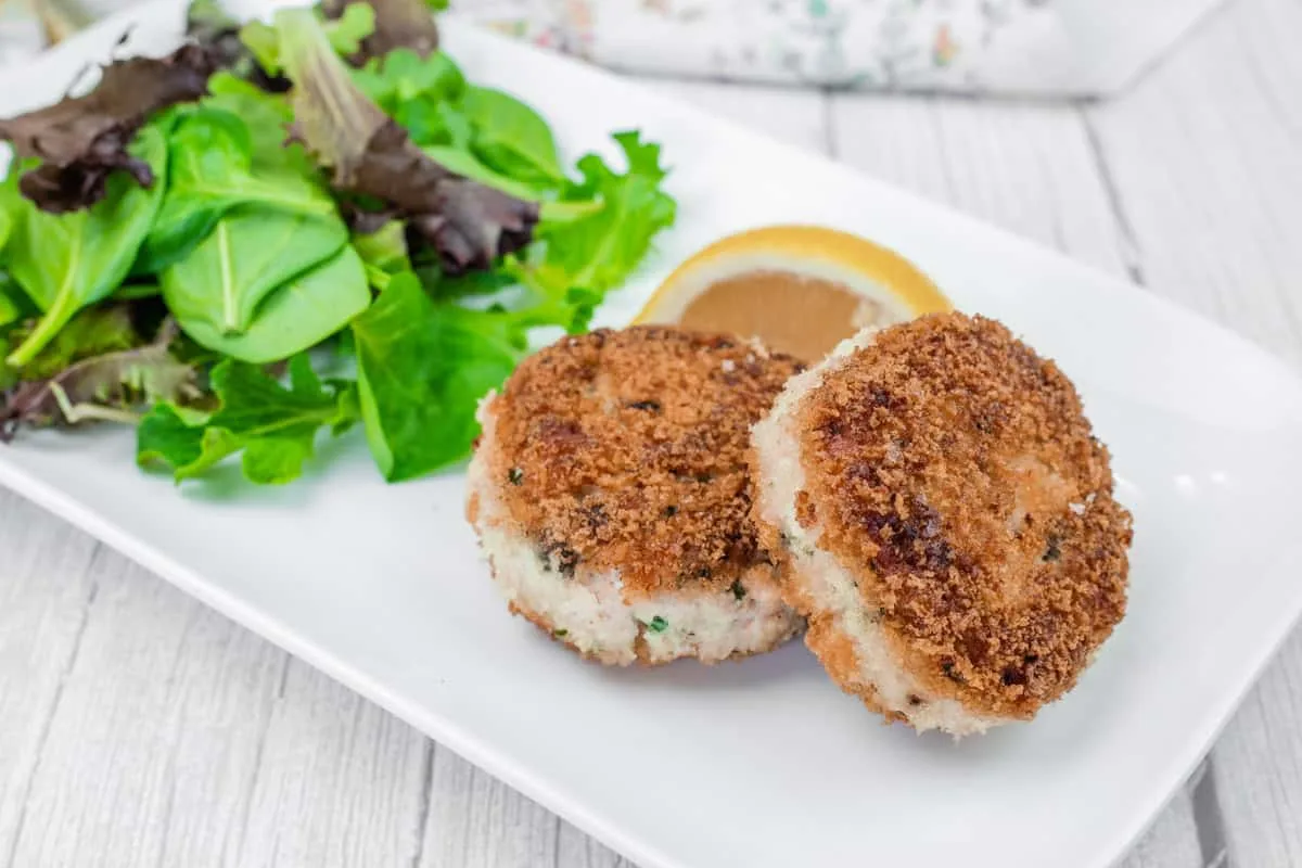 Grandma’s Salmon Cakes