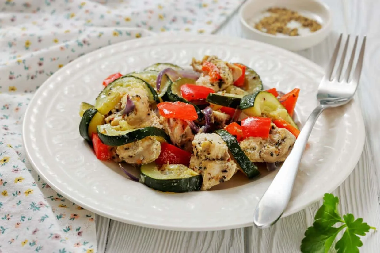 Italian Herbed Chicken and Veggie Bake Foil Packs